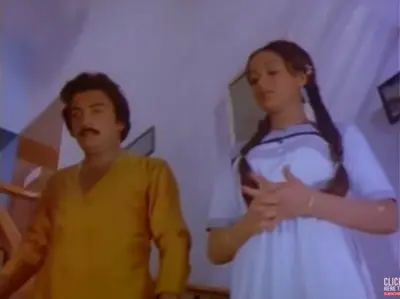Gopurangal Saivathillai 1982 Tamil movie starring Mohan, Suhasini, Radha with music by Ilayaraja for MP3 songs download